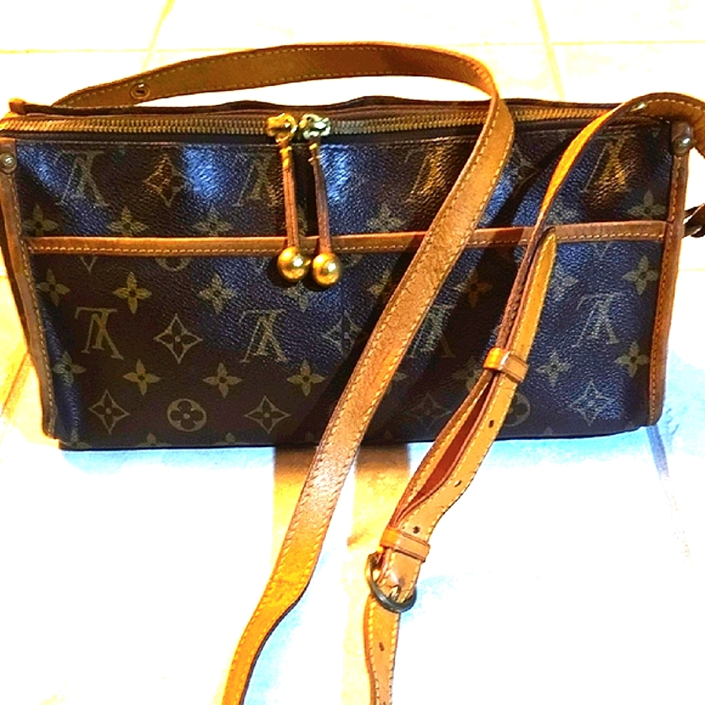 Authentic‼️Please Send To Poshmark Triangle Louis Vuitton Monogram Crossbody Bag
